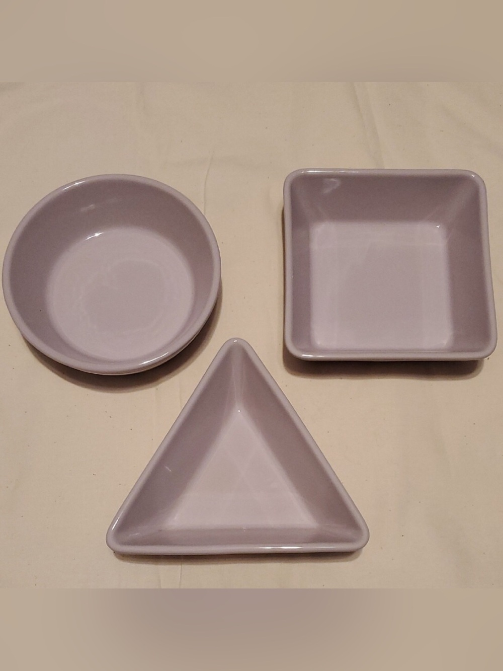 Le Creuset Stoneware Set of 3 Tapas Dishes in Shallot